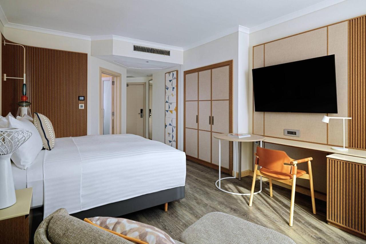 Malta Marriott Resort & Spa St. Julian's Exterior foto A room at the hotel