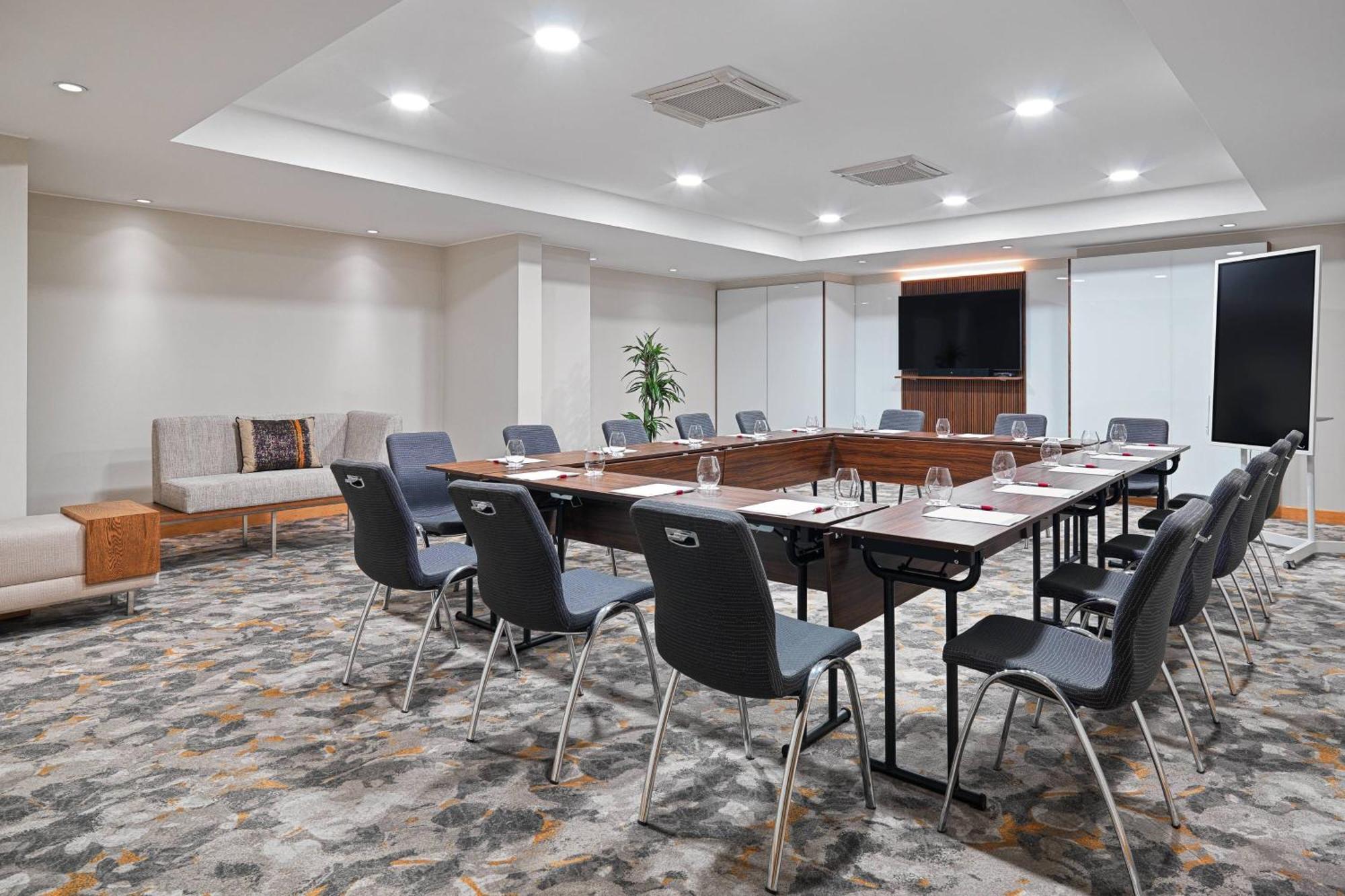 Malta Marriott Resort & Spa St. Julian's Exterior foto Meeting room